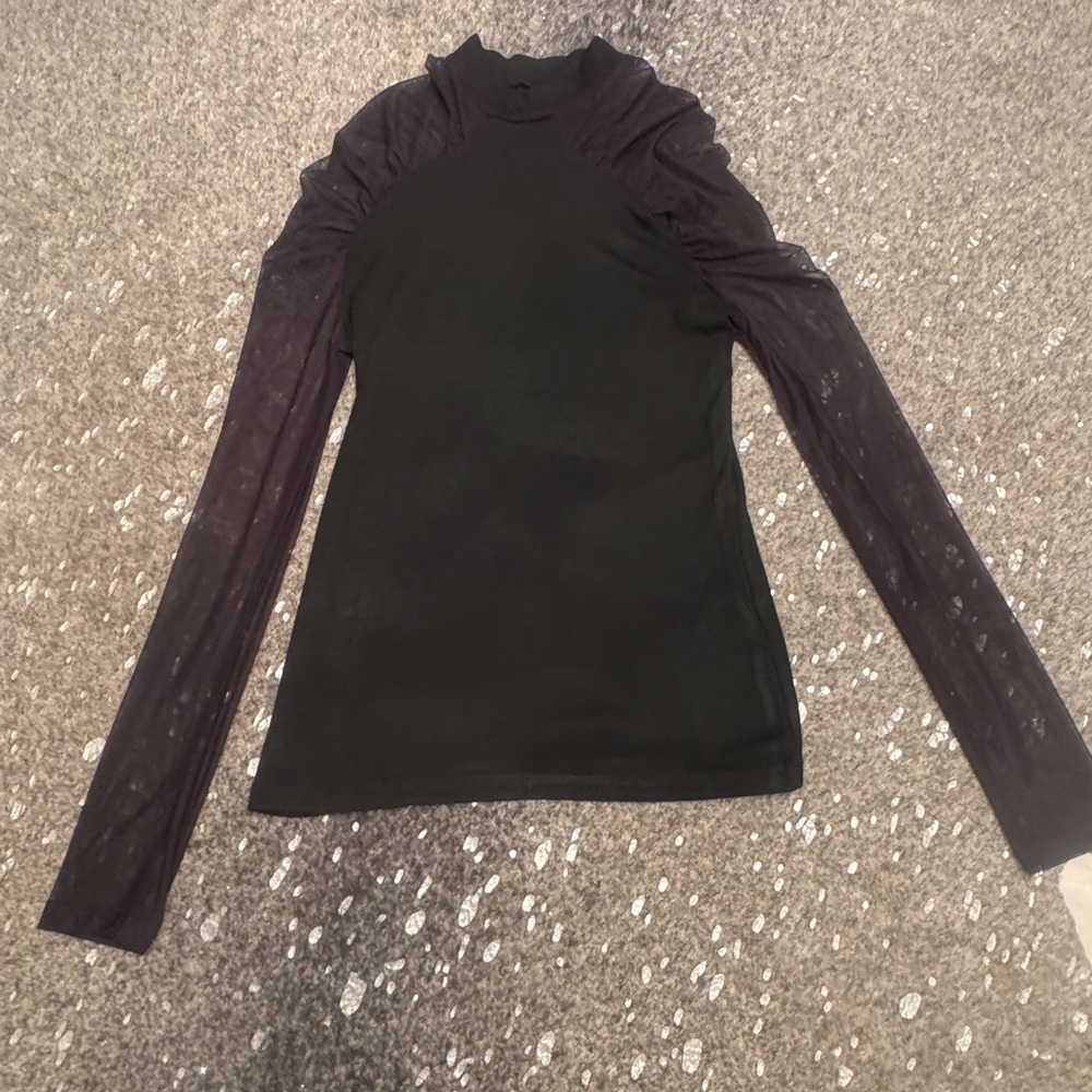 Commense Elegant Black Long Sleeve with Mesh Sleeves